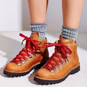 Danner Mountain LT Cascade hiking boots